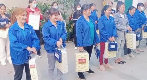 感恩女神節(jié)，所遇即美好|廣有五金&東莞合頁