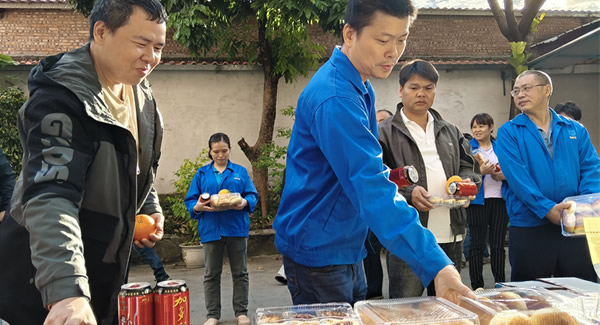 一份緊急訂單，藏著最動人的互相成就 |廣有五金&東莞合頁?